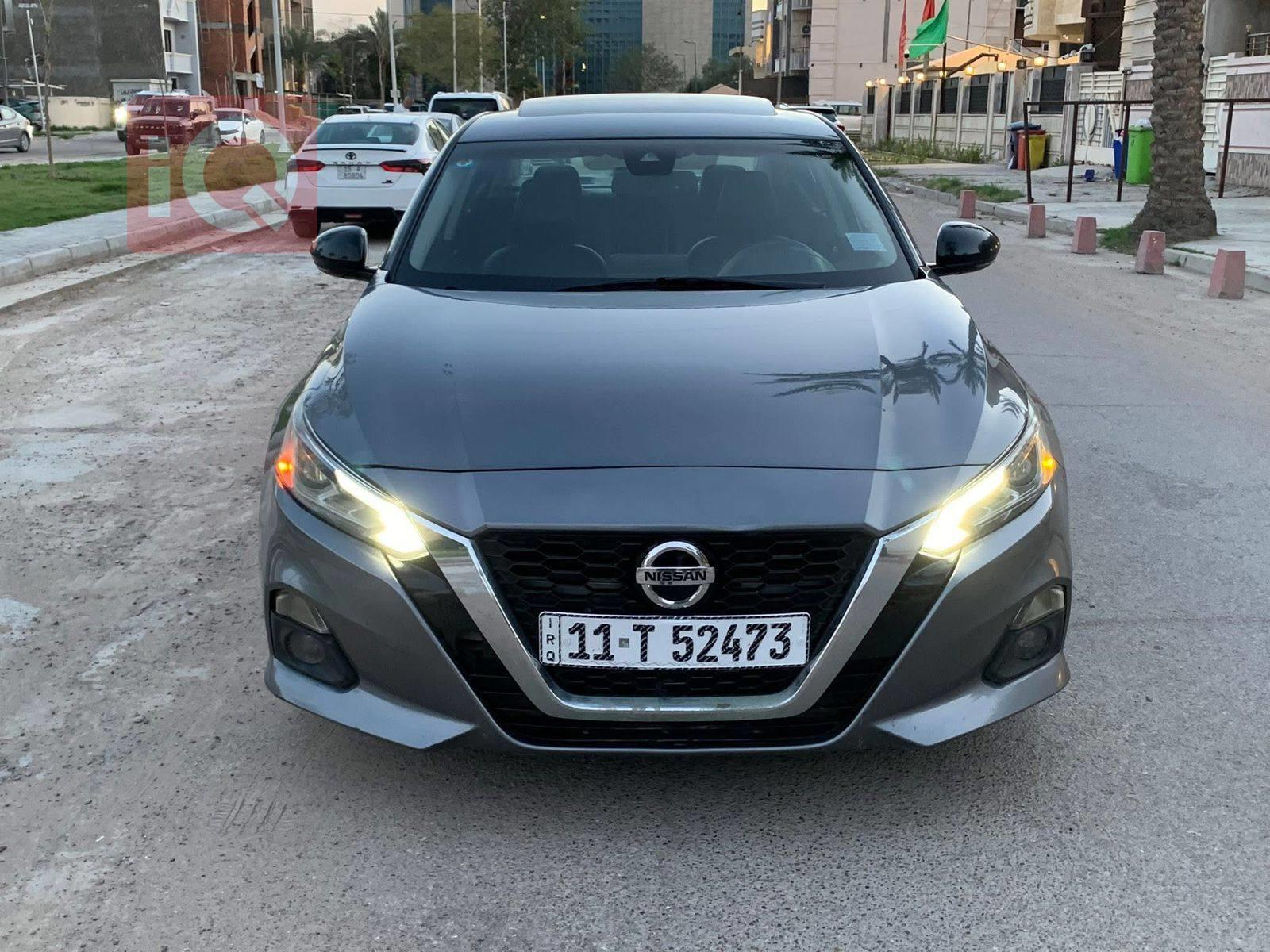 نيسان ألتيما